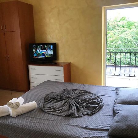 Appartement Dormi Oradea Extérieur photo