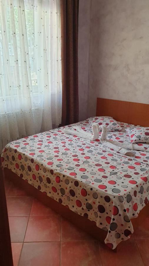 Appartement Dormi Oradea Extérieur photo